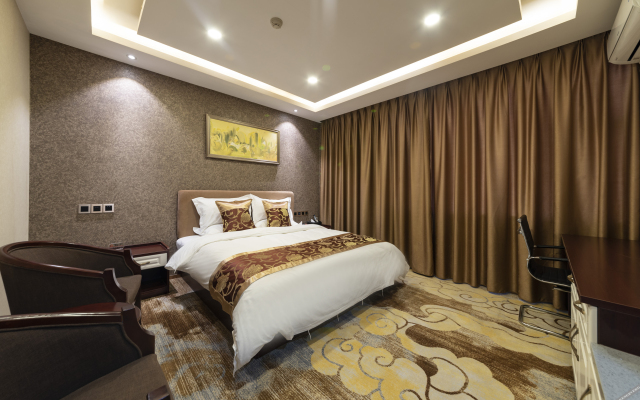 qingzhu Jinyue Hotel (Kuangshan Automobile Great World, Shanghai, Jinan)