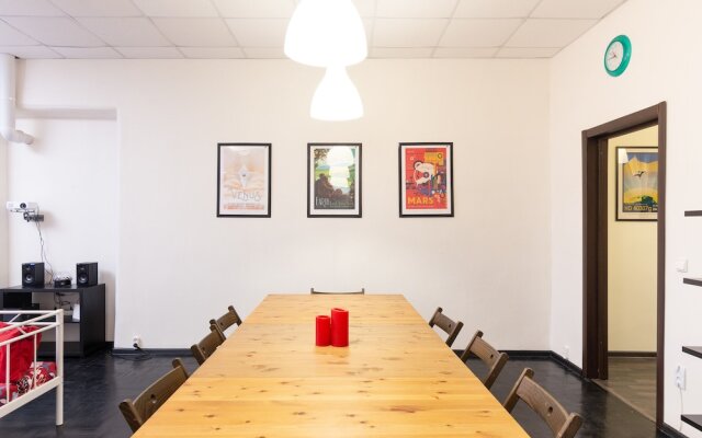 Лофт «1912» на Невском для больших компаний