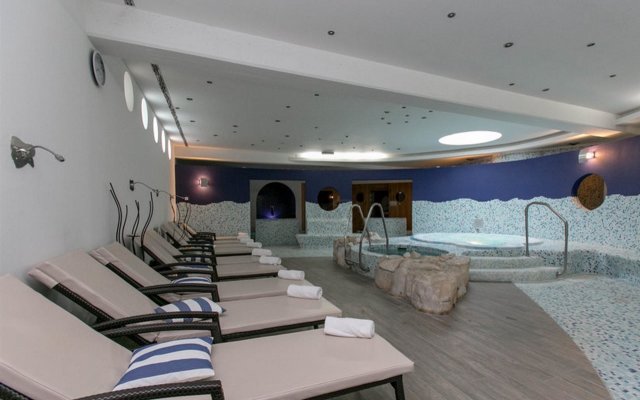 Valamar Diamant Hotel