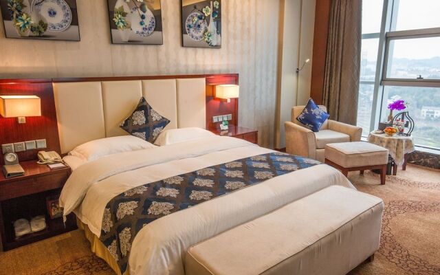 Loudi Huatian Hotel