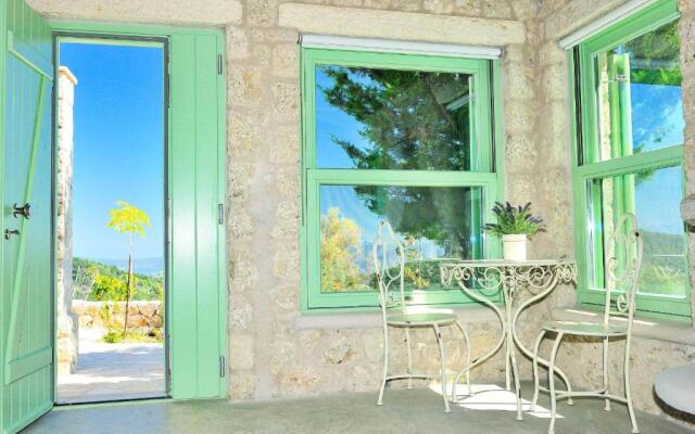 Mounty Island Villas
