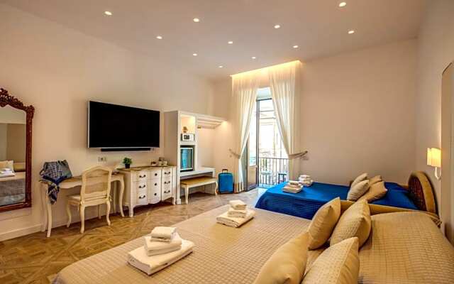 Sorrento Square Suites