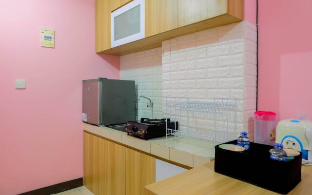 Homey and Stylist 1BR Gading Icon Apartment