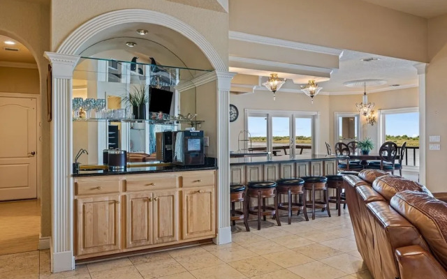 Crystal Beach Villa 5 Bedroom Home