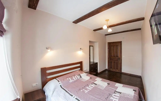 Apartamenti po vul. Vіrmens'ka 12/5