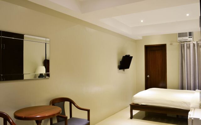 Ritz Hotel