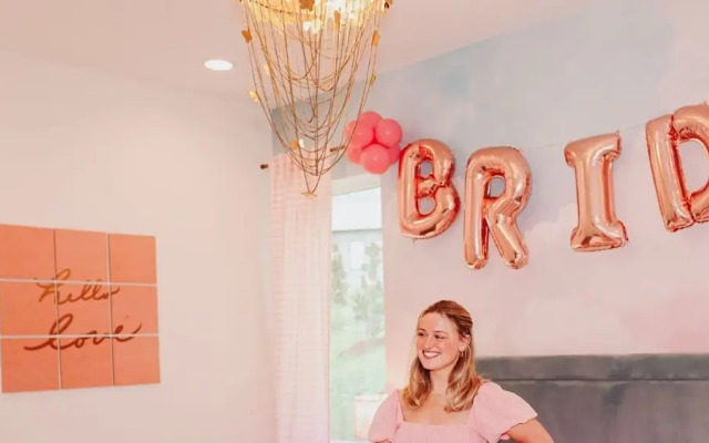 Speakeasy Rooftop Decks Hot Tub Karaoke