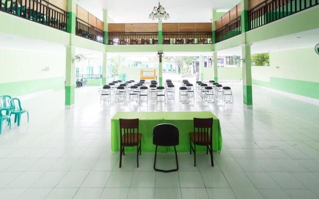OYO 1745 Guest House Nur Aziziah 2