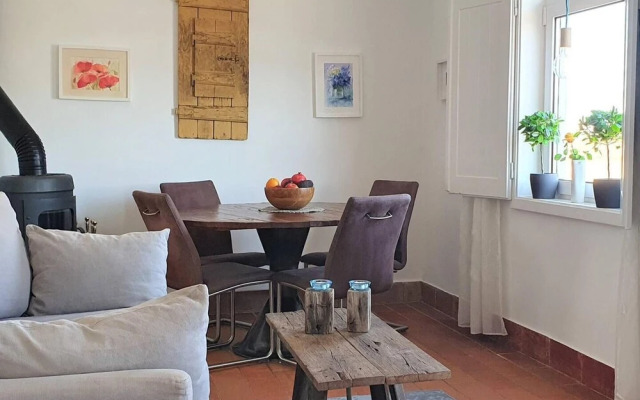 Waterfront, big Terrace, hot tub & 200 m to Beach