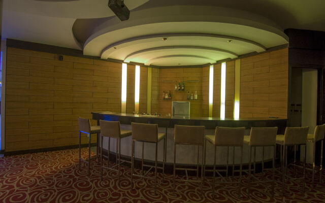 Angkor Riviera Hotel