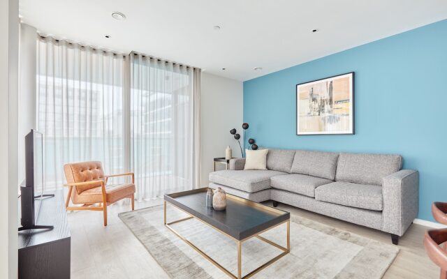 Sonder by Marriott Bonvoy Britain Quay Apartments Grand Canal Square