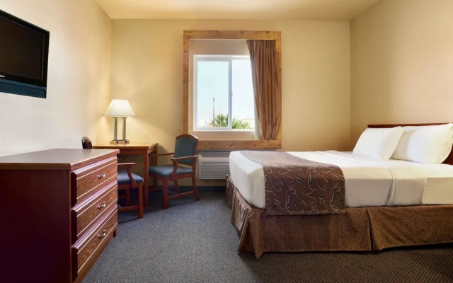 Oak Tree Inn Gillette