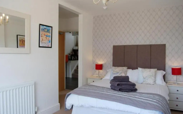 Saint Cadfans Lodge