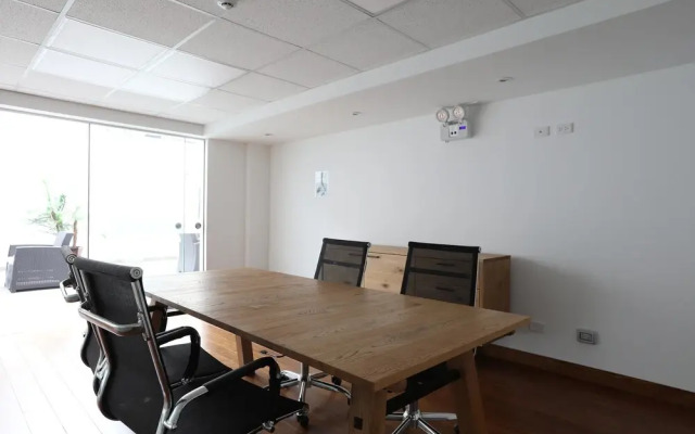 Contemporary 1BDR in Miraflores