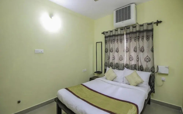 OYO Home 10754 Deluxe 1BHK Colva