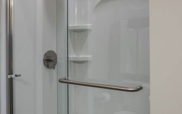 Urban Apartments with Parking Pool Balcony