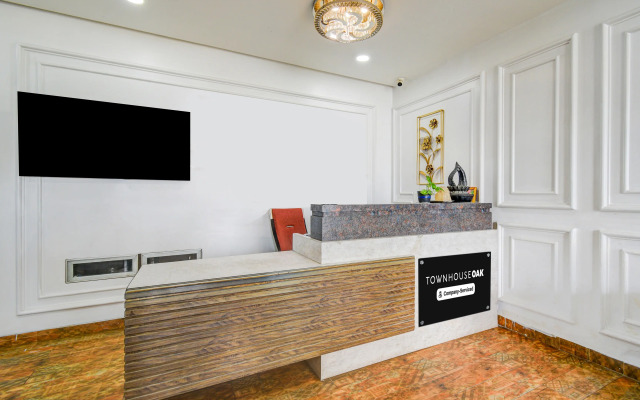 Townhouse Oak Shri Jagannath Temple Formerly Sai Thrishul Grand