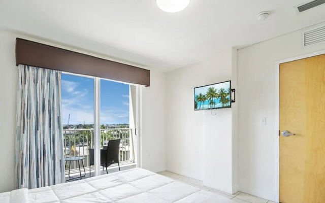 South River Suites