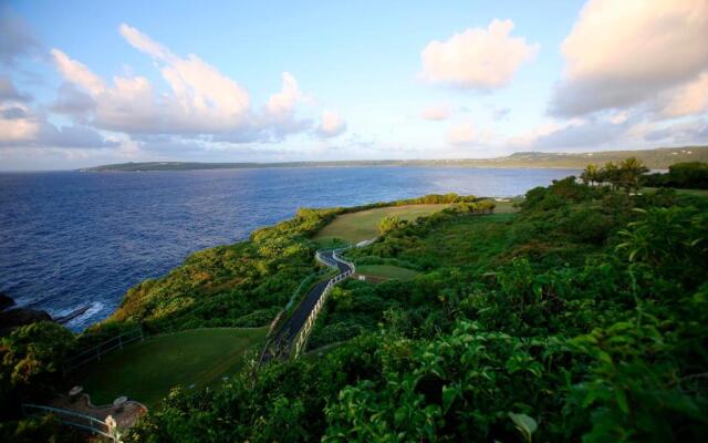 Lao Lao Bay Golf and Resort