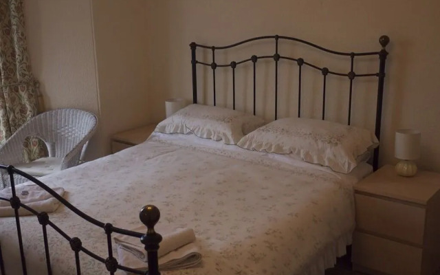 Donnington Guest House