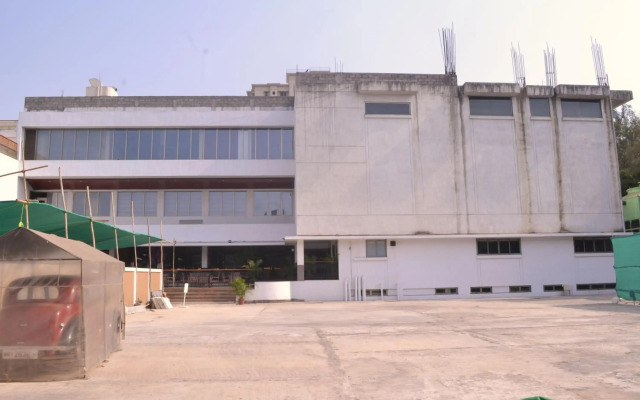 Club Emerald