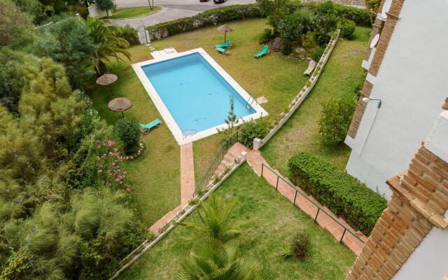 Malagasuite Pool Benalmadena