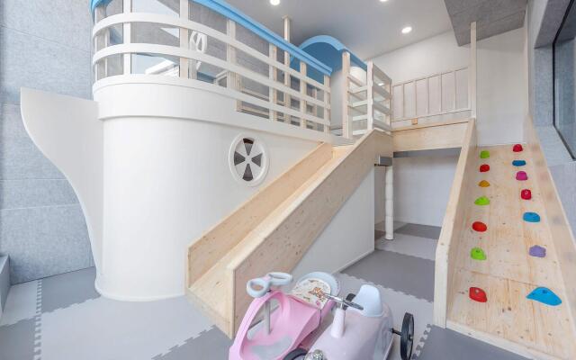 Beclassy Kids Poolvilla Ulsan