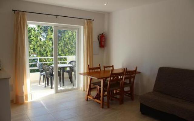 Apartamentos Rayma I-II-III