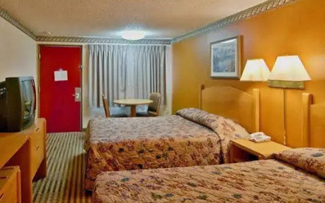 Econo Lodge Expo Center