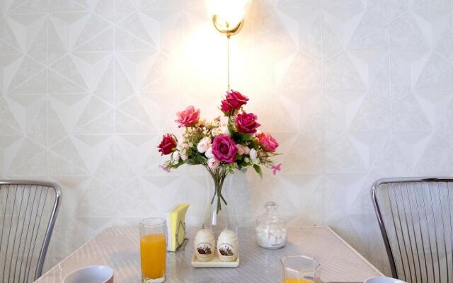 Apartment Four Seasons md. Mirny 6/3