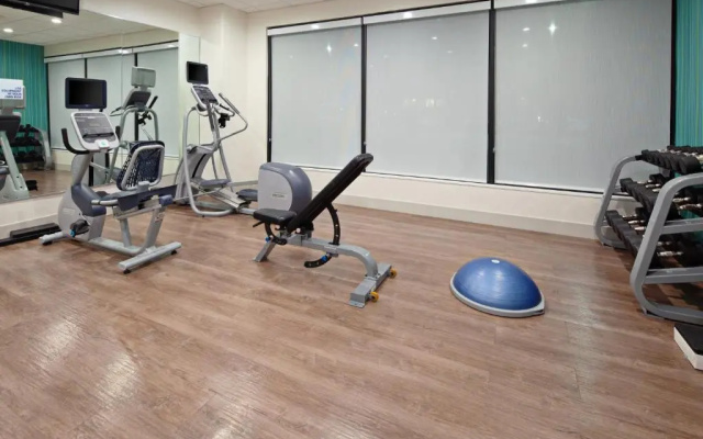 Holiday Inn Express Los Angeles Airport by IHG