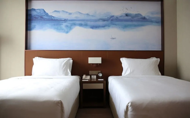 Wuhan Optics Valley Convention Hotel