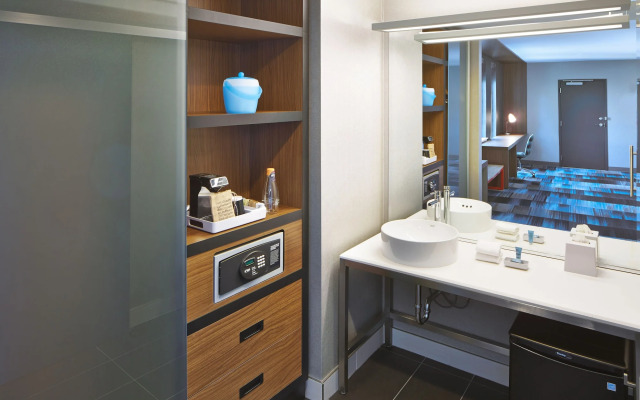 Aloft Seattle Redmond