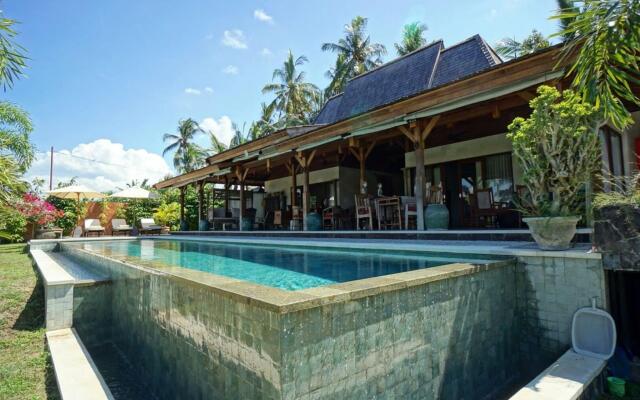 Villa Taman Kanti