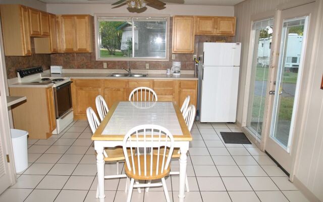 Lakeview Resort - Lake of the Ozarks