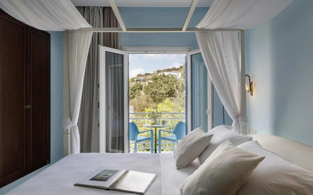 Aneroussa Beach Hotel