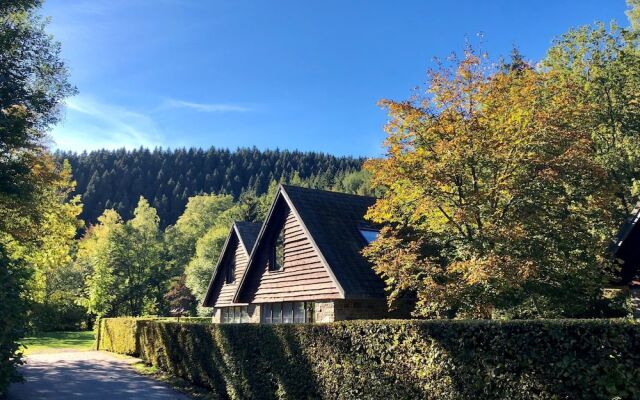 Beautiful Chalet with Dishwasher, Only 3 Km. From Malmédy