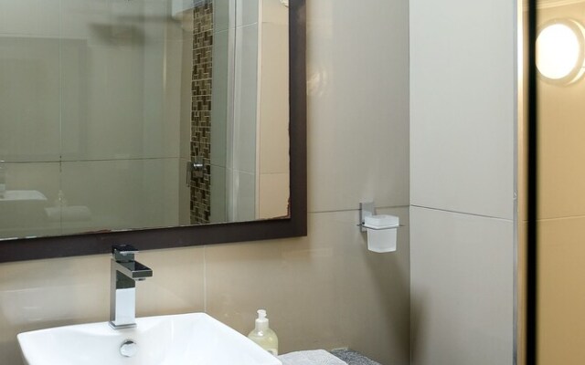 Central Cape Town Gem