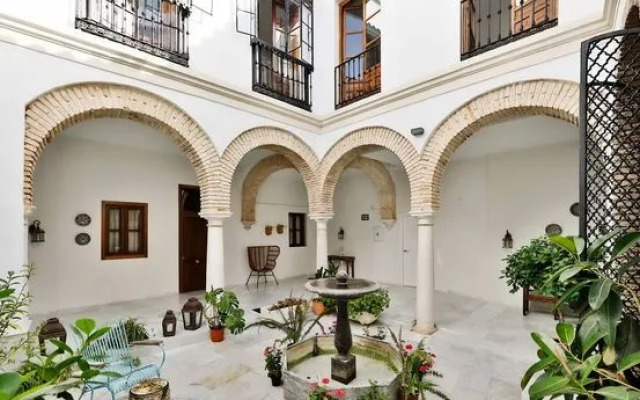 Oyo Apartamentos Enmedio