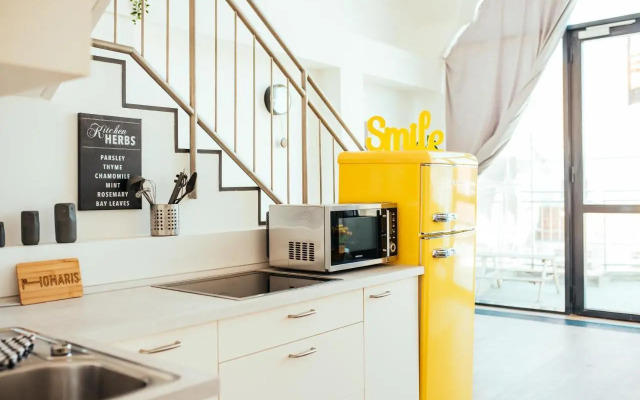 Fantastic Loft with Balcony