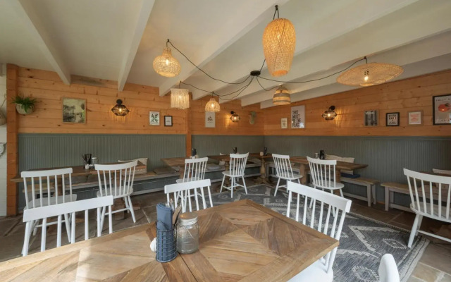 Florence House Hotel & Restaurant