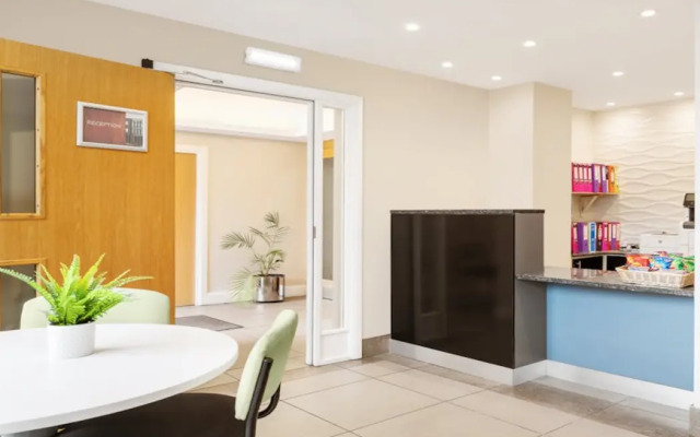 Rooms Inn