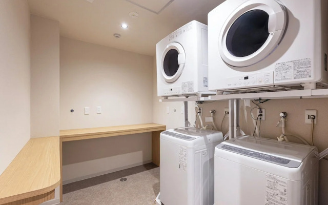 Lacer Okinawa Naha Tomariport