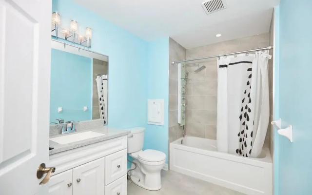 Gorgeous Victoria Villa w Private Pool Orchard