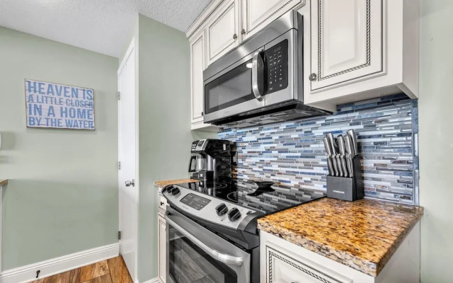 Edgewater Tower 2-608