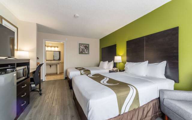 Quality Inn & Suites Vandalia near I-70 and Hwy 51