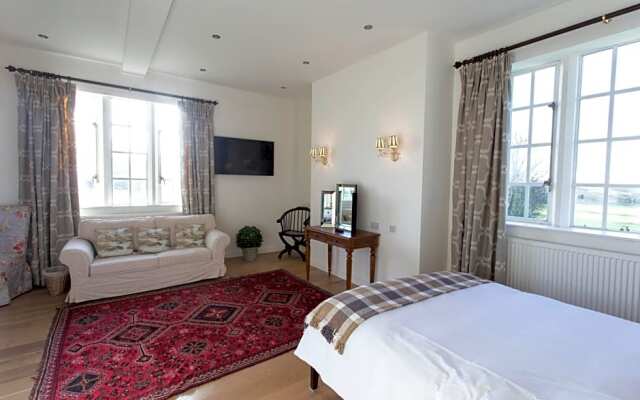 Tailor Room 1