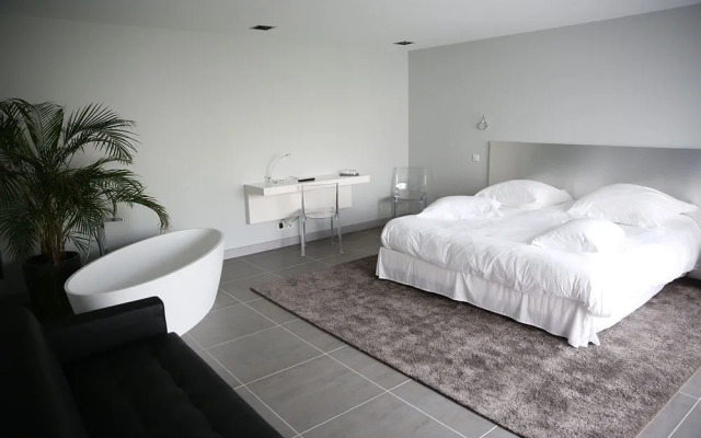 Villa Choriekin Lafitenia Resort