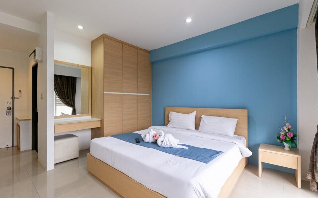 Ruan Plaisoi Apartment