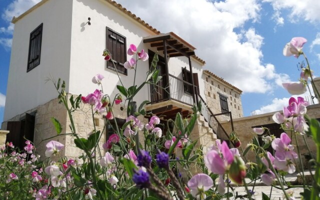 Olympia Traditional Houses